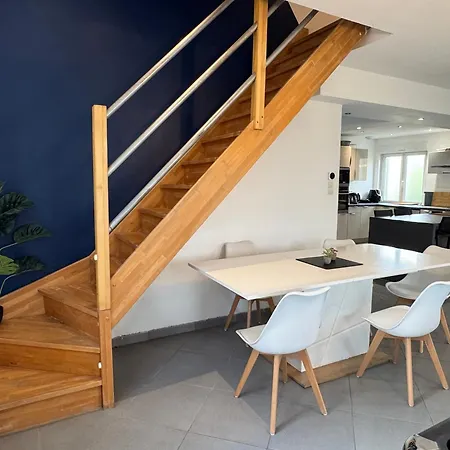 בית נופש La Maison Du Buisson Fallu - Billard & Jardin Saint-Andre-de-l'Epine