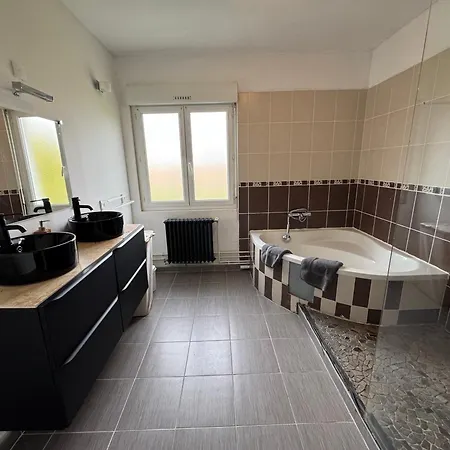 Maison Spacieuse Et Familiale A St Andre De L'eure