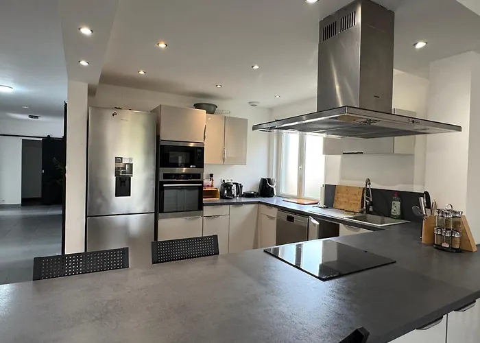 Maison Spacieuse Et Familiale à St André De L'eure Casa vacanze *