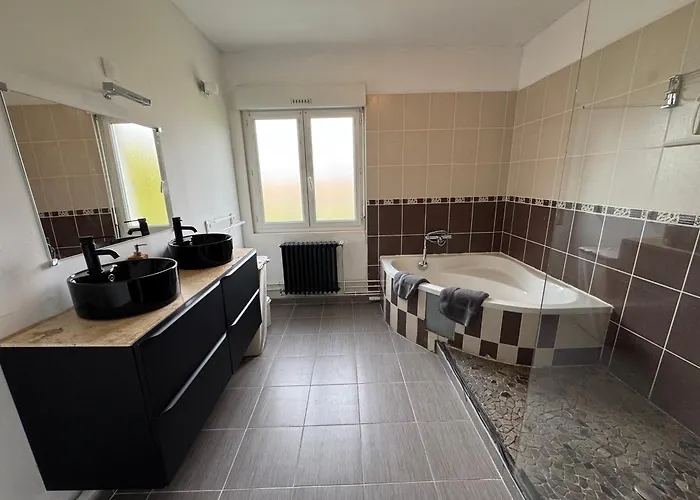 Maison Spacieuse Et Familiale à St André De L'eure